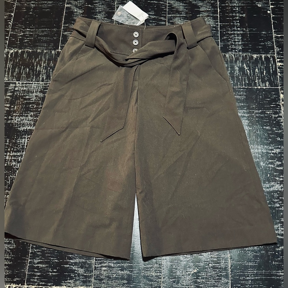 NWT Ann Taylor Loft Marissa brown wide leg  Bermuda shorts 0